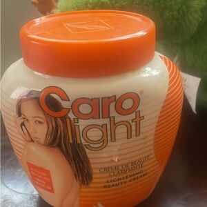 Carrot light lotion